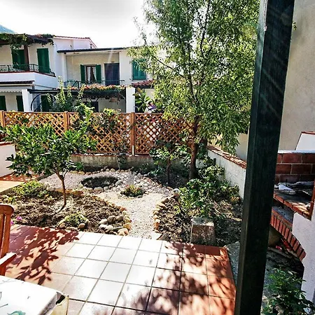Casa Danilo בית נופש *