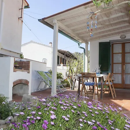 Semesterbostad Casa Danilo Chiessi